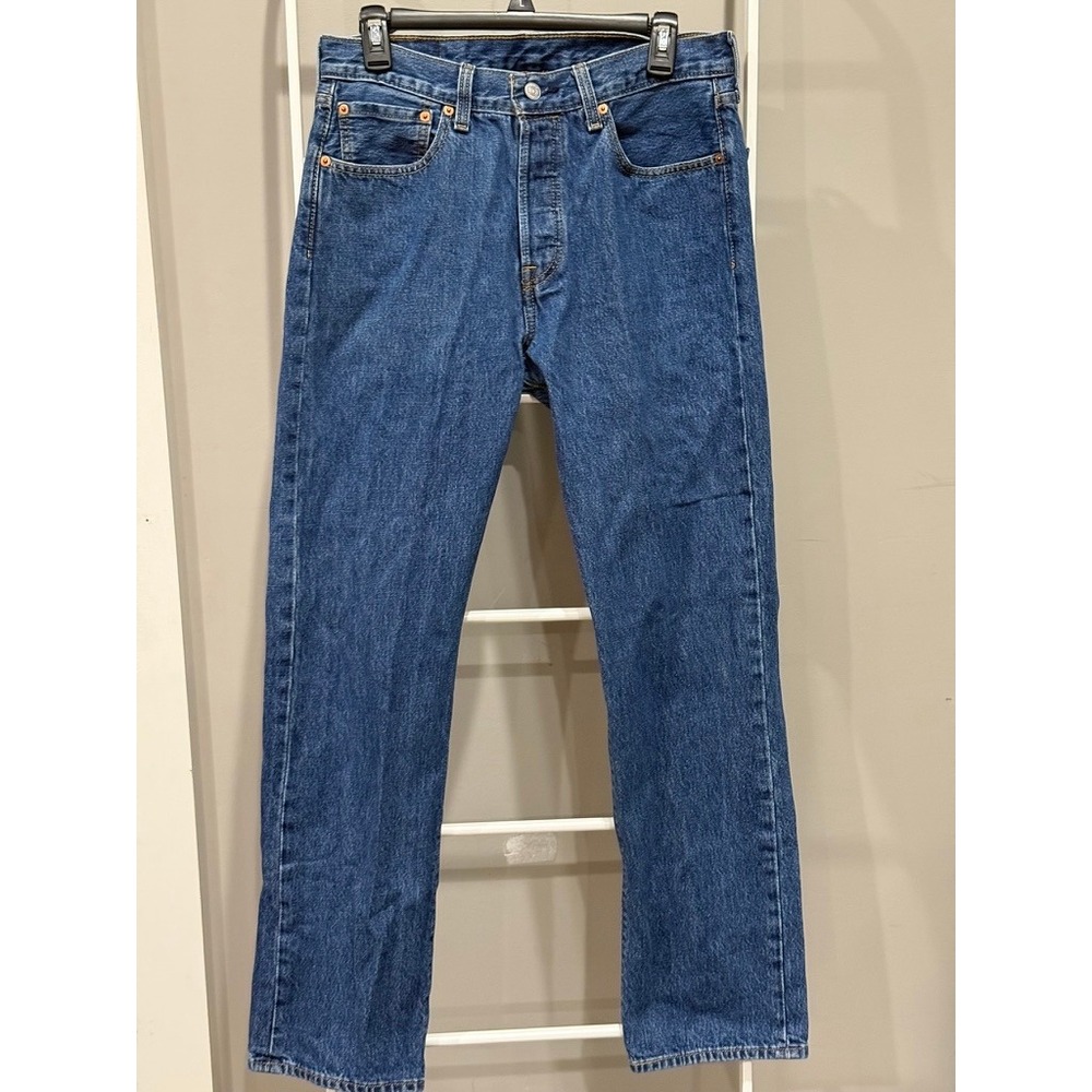 Levis 501 Original Fit Jeans Mens 31x32 Blue Denim Straight Leg Button Fly
